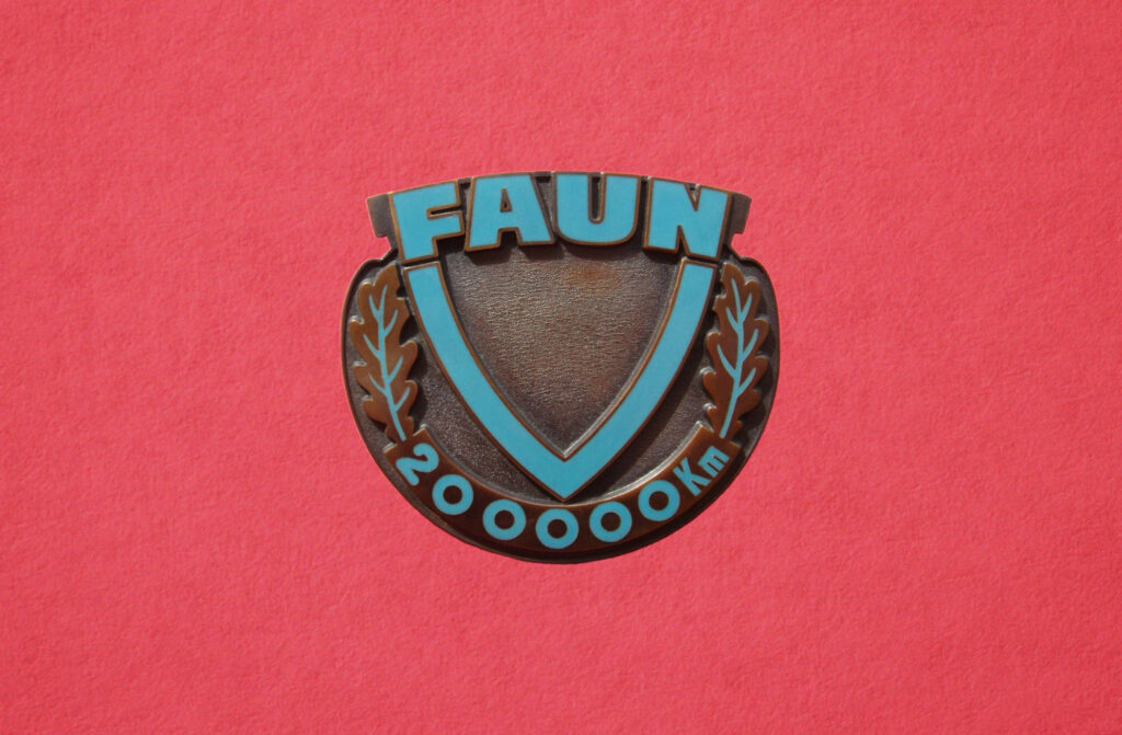 Faun 20,0000km emblem.