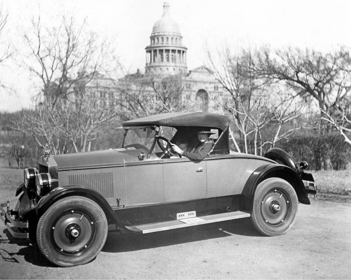 1925 Moon Roadster.