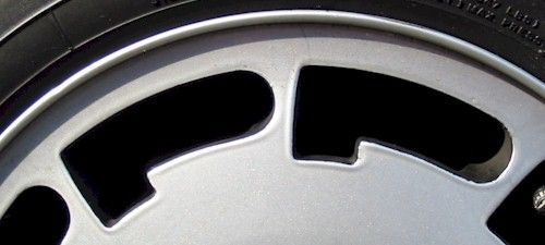 The original Mk1 Pirelli P-Rim wheel with the gap between P's is 7mm. (image source: VW Vortex)