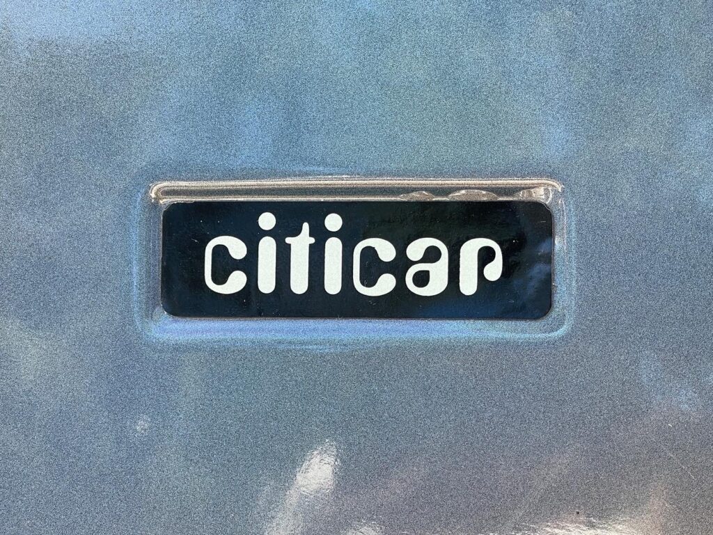 Sebring-Vanguard citicar decal. (©Photo by Segura)