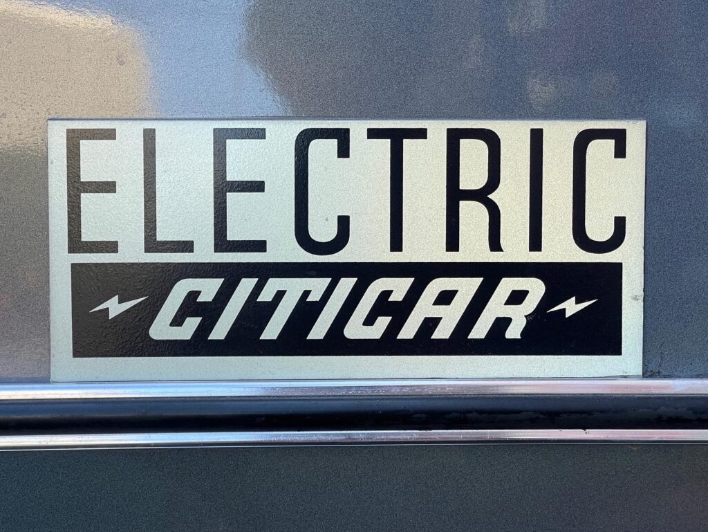 Sebring-Vanguard citicar "electric citicar" decal. (©Photo by Segura)