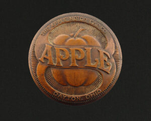 The Apple Motor Car Company 1915 emblem. (source: American Auto Emblems)