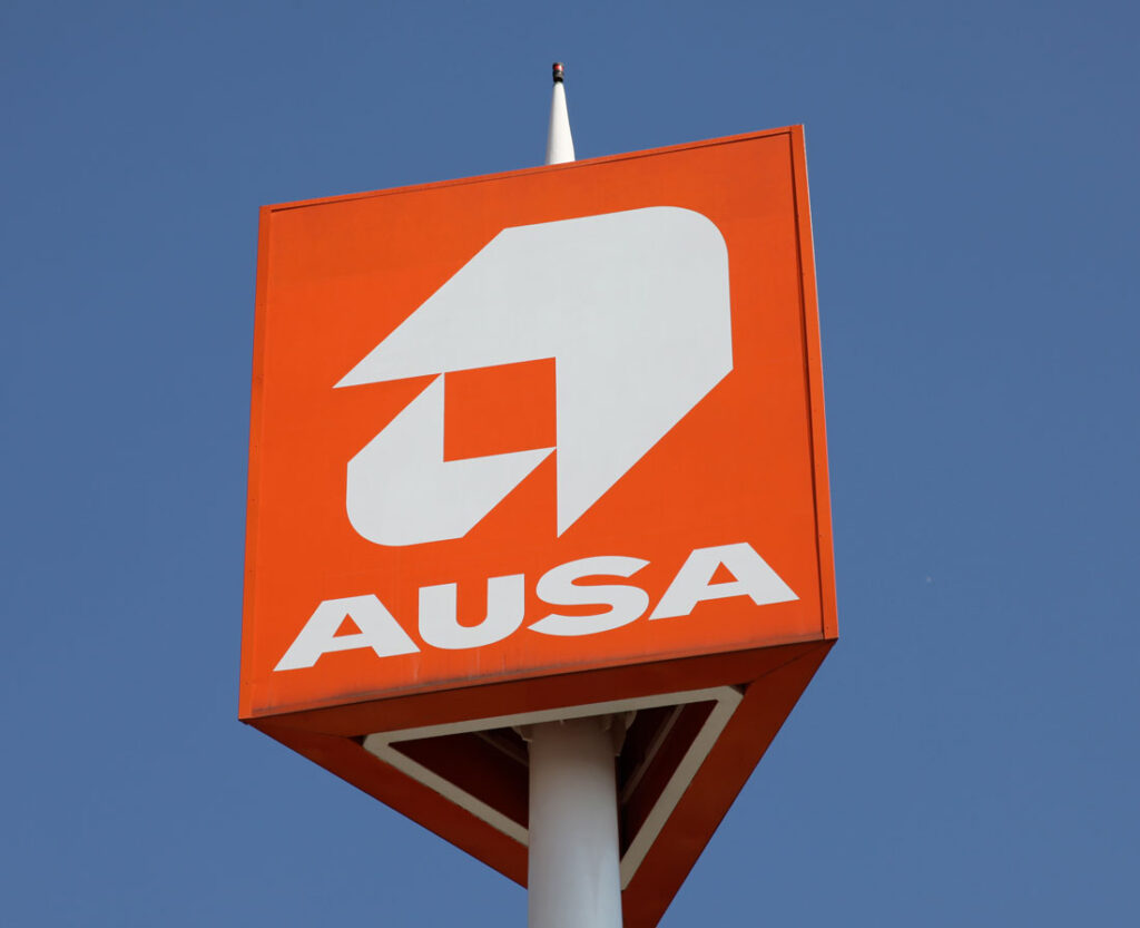 AUSA sign.