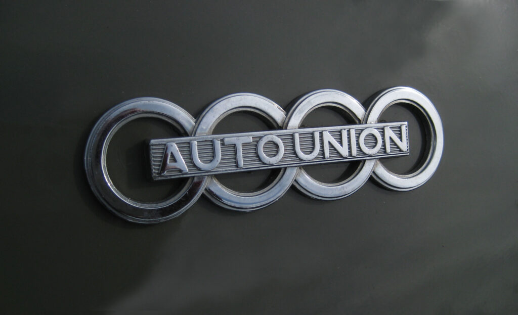 Auto Union emblem. (AACA Hershey)