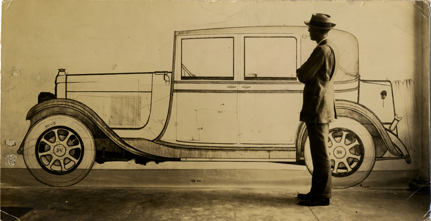 James Scripps Booth posing with a full-size drawing of the Da Vinci automobile in 1922. (source: National Automotive History Collection, Detroit Public Library.)