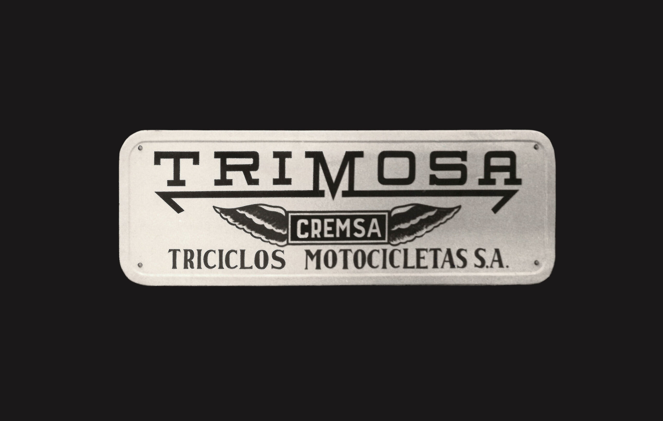 Trimosa Cremsa Tricycles Motocicletas S.A. logo. (©Photo by Segura)