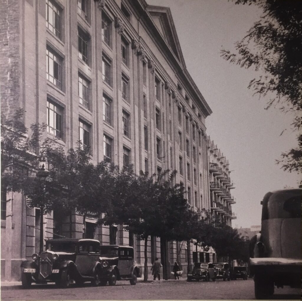 David factory in Barcelona at Carrer d'Aribau, now The David Shopping Center. (images courtesy of David)