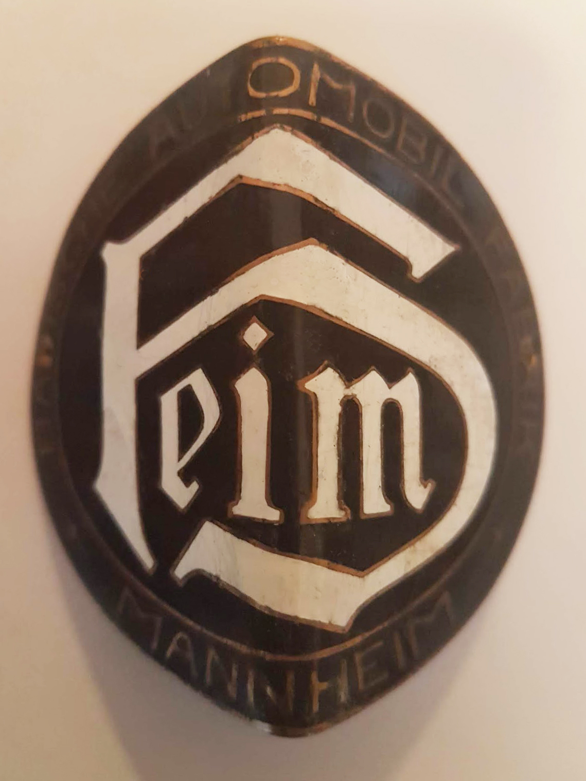 Heim emblem. (source: Radiator Emblem Collection)