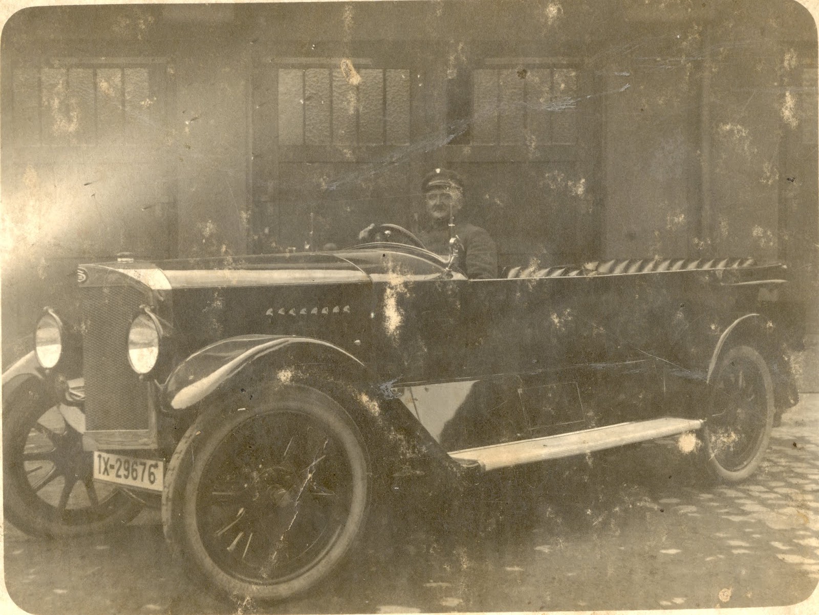 Heim car. (source: Radiator Emblem Collection)