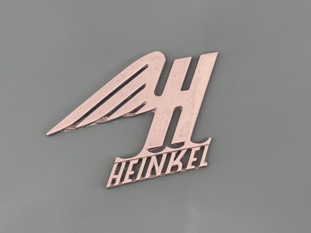 1957 Heinkel Kabinenroller 198cc emblem. (©Photo by Segura)