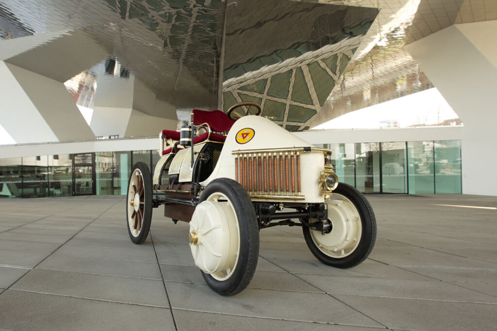 1900 Lohner-Porsche Semper Vivus at the Porsche Museum. (source: Porsche)