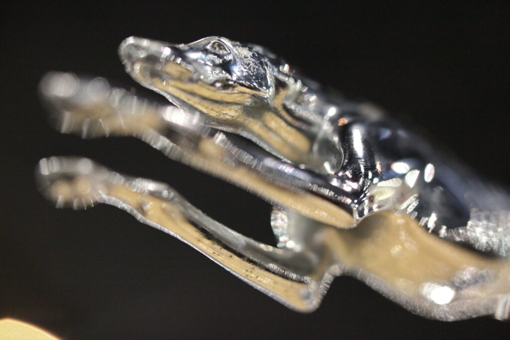 1934 Lincoln Dual Cowl Phaeton hood ornament. (©Photo by Segura)