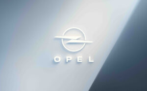 2023 Opel "Blitz" emblem. (source: Opel)