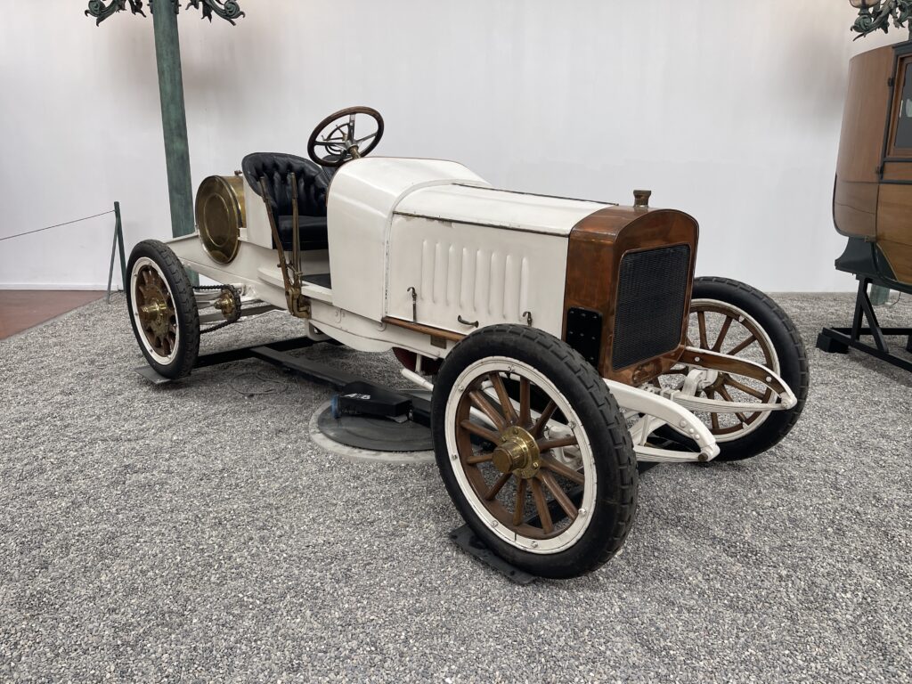 1904 Mathis Biplace Sport Type Hermes Simplex. (©Photo by Segura)